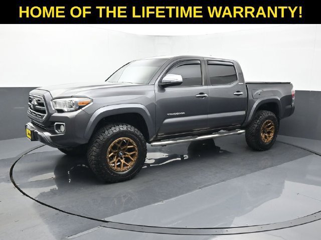 Used 2016 Toyota Tacoma Limited w/ Towing Package AWD/4WD image 10