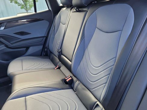 New 2026 Volkswagen Tiguan SE R-Line FWD image 11