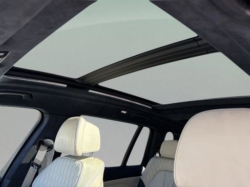 Used 2019 BMW X7 xDrive40i w/ Premium Package image 34