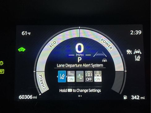Used 2025 Toyota Camry LE FWD image 11