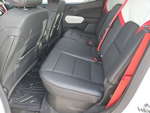 New 2026 GMC Canyon AT4X AWD/4WD image 13