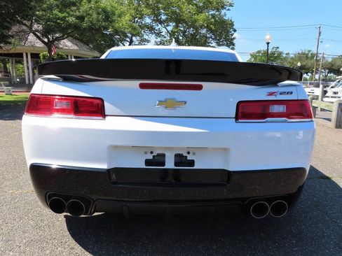 Used 2015 Chevrolet Camaro Z/28 RWD image 14