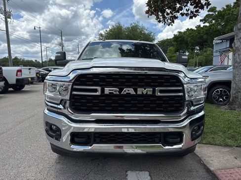 Used 2024 RAM 2500 Big Horn w/ Off Road Package AWD/4WD image 3
