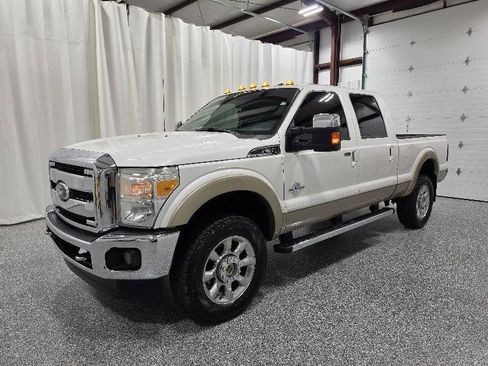 Used 2011 Ford F350 Lariat w/ Lariat Interior Pkg AWD/4WD image 3