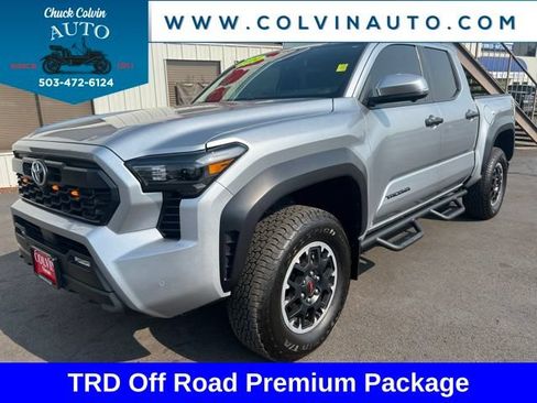 Used 2024 Toyota Tacoma TRD Off-Road w/ TRD Off Road Premium Package AWD/4WD image 2