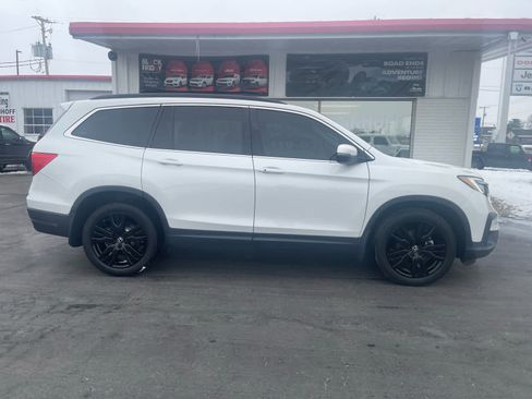 Used 2021 Honda Pilot Special Edition image 2