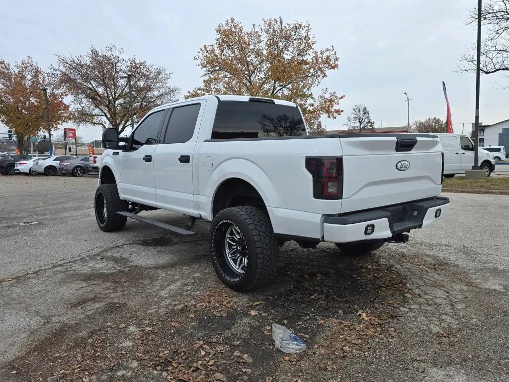 Used 2015 Ford F150 XLT AWD/4WD image 5