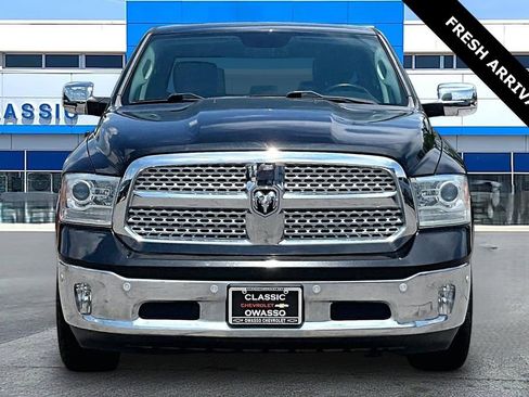 Used 2017 RAM 1500 Laramie w/ Convenience Group RWD image 2