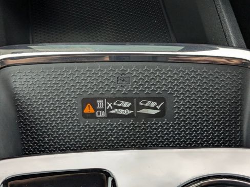 Used 2026 Chevrolet Equinox RS FWD image 29