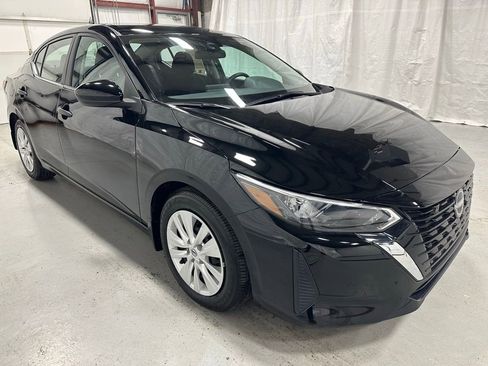 Used 2025 Nissan Sentra S w/ Lighting Package image 1
