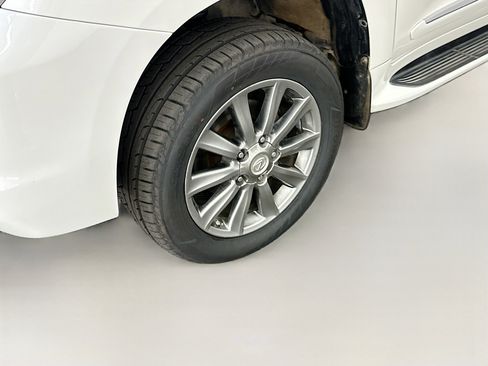Used 2009 Lexus LX 570 4WD image 11