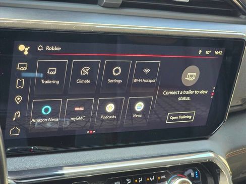 Used 2022 GMC Sierra 1500 AT4 w/ Technology Package AWD/4WD image 21
