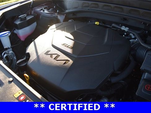 Certified 2022 Kia Telluride LX image 32