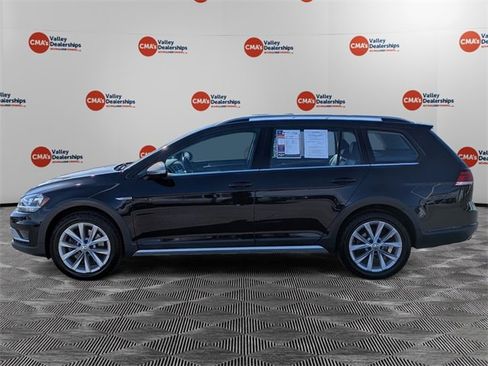 Used 2019 Volkswagen Golf Alltrack S image 8