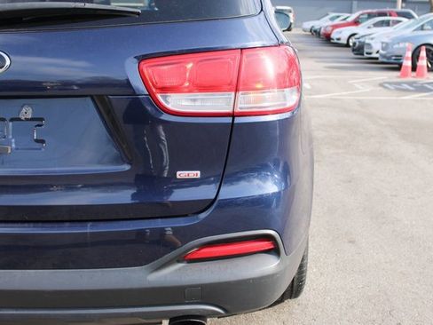 Used 2016 Kia Sorento LX image 44