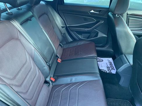 Used 2023 Volkswagen Jetta GLI Autobahn w/ GLI Black Package image 11