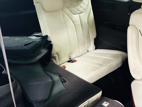 Used 2021 Hyundai Palisade Calligraphy image 22