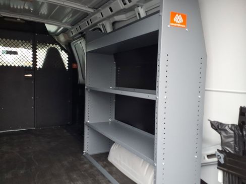 New 2025 GMC Savana 2500 Extended w/ Driver Convenience Package image 10