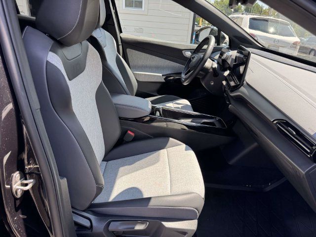 Used 2023 Volkswagen ID.4 Pro RWD image 11