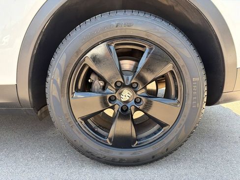 Used 2020 Porsche Cayenne AWD/4WD image 32