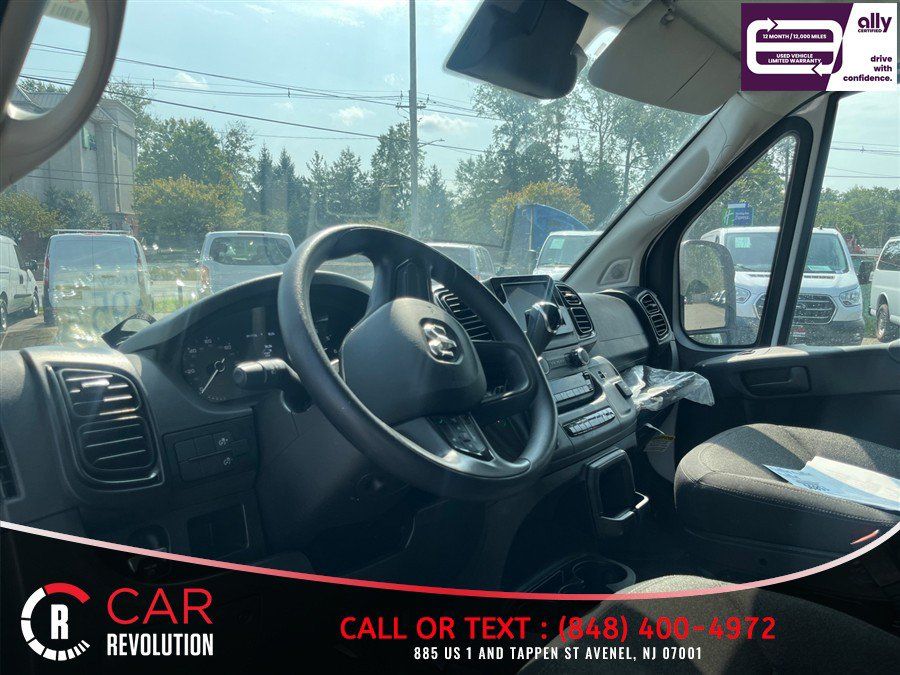 Used 2025 RAM ProMaster 2500 FWD image 11