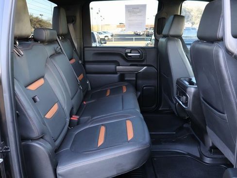 Used 2022 GMC Sierra 2500 AT4 image 25