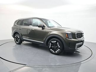 Used 2023 Kia Telluride S FWD 360° Tour