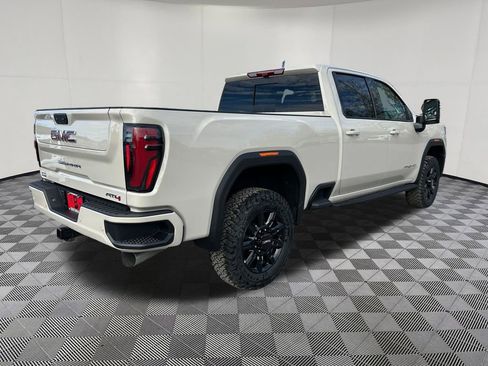 New 2026 GMC Sierra 2500 AT4 w/ AT4 Premium Plus Package AWD/4WD image 5