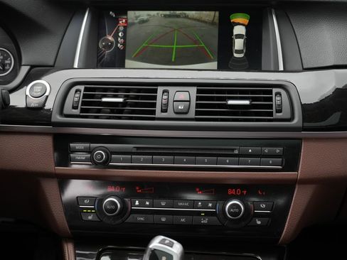 Used 2015 BMW 535i xDrive Sedan image 38