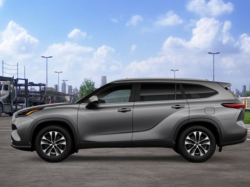 New 2026 Toyota Highlander XLE AWD/4WD image 4
