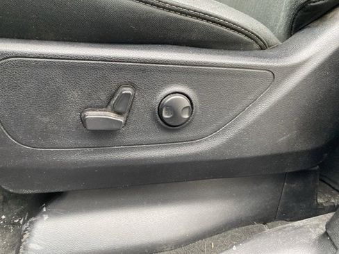 Used 2022 RAM 1500 Big Horn image 14