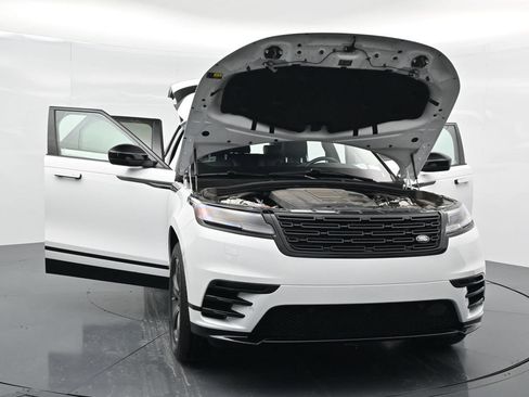 Used 2025 Land Rover Range Rover Velar Dynamic SE AWD/4WD image 34