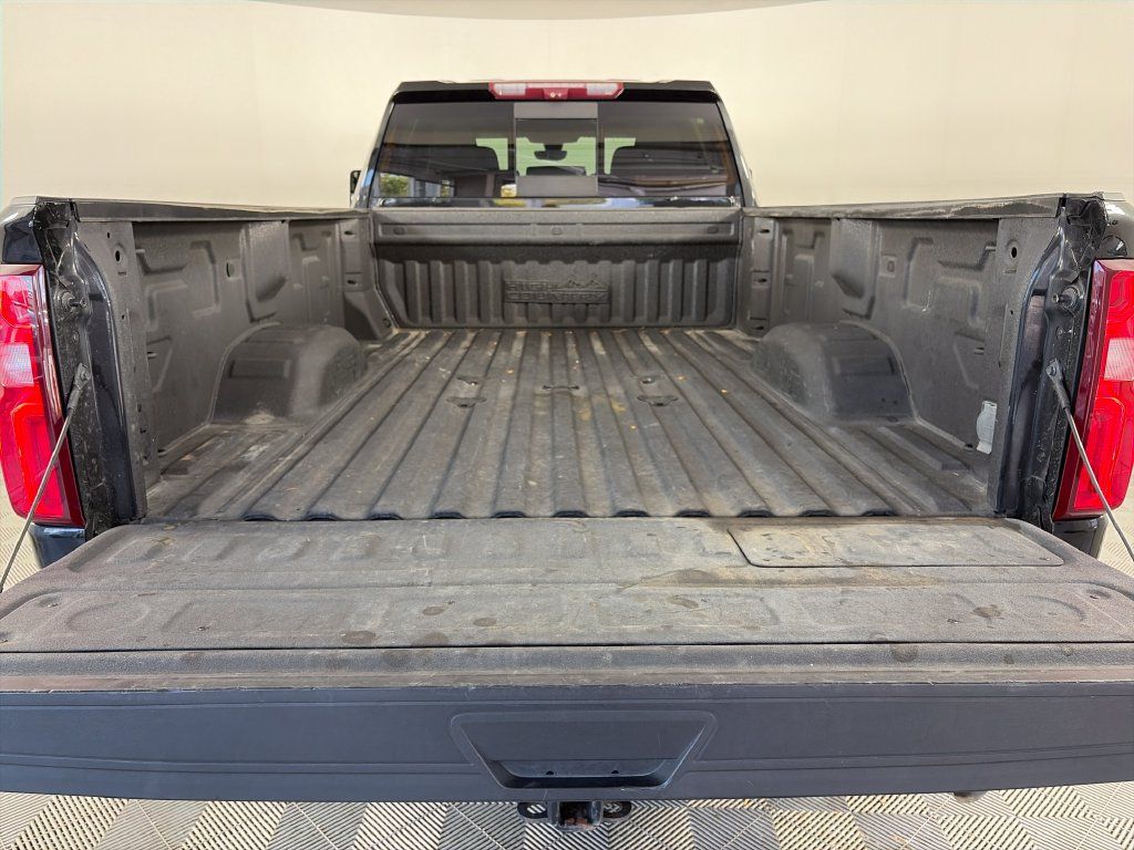 Used 2022 Chevrolet Silverado 3500 High Country AWD/4WD image 27