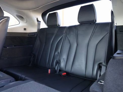 Used 2024 Acura MDX SH-AWD w/ Advance Package image 31