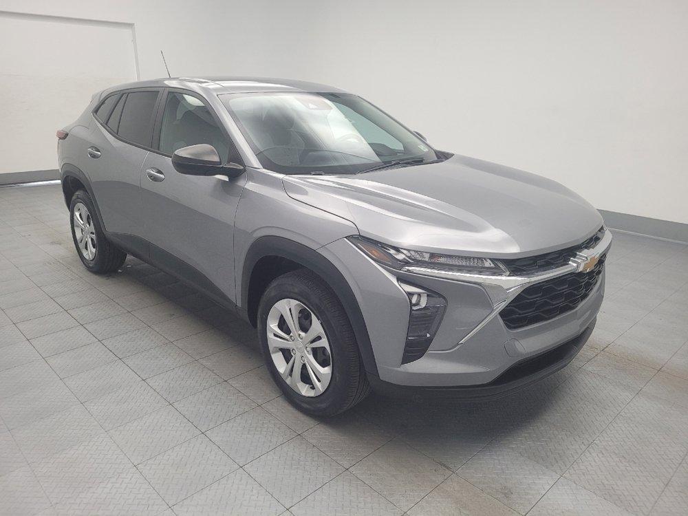Used 2024 Chevrolet Trax LS w/ Driver Confidence Package FWD image 13