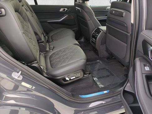 Certified 2026 BMW X7 xDrive40i AWD/4WD image 25