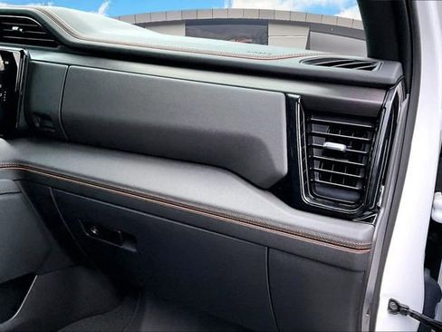 Used 2024 GMC Sierra 1500 AT4 w/ Technology Package image 13