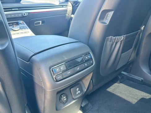 Used 2024 Hyundai Palisade Calligraphy image 34