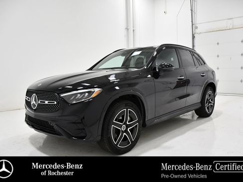 Used 2026 Mercedes-Benz GLC 300 4MATIC image 1