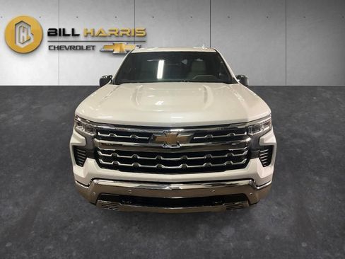 Used 2025 Chevrolet Silverado 1500 LTZ image 8
