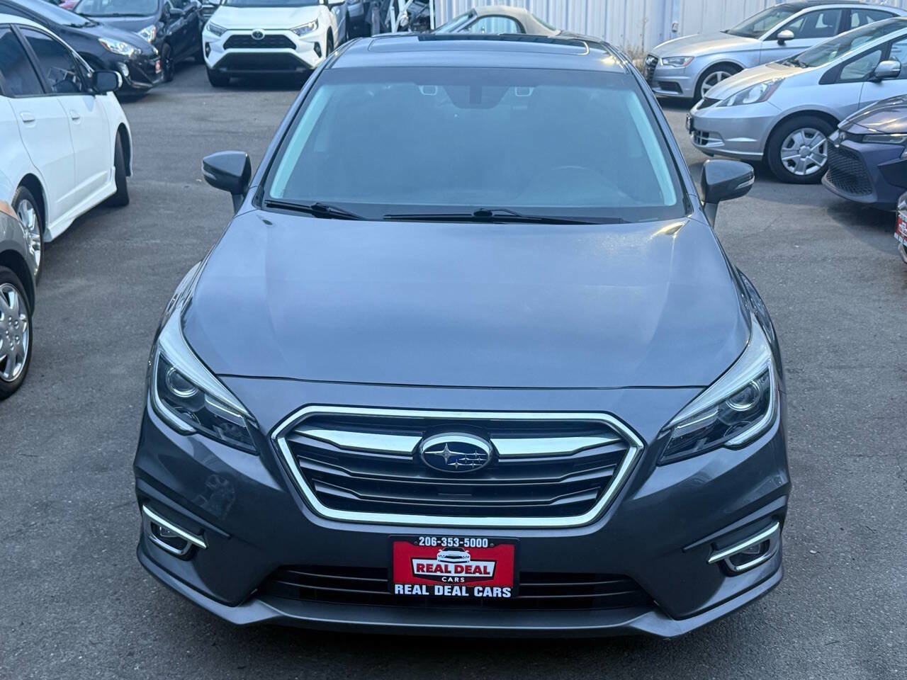 Used 2018 Subaru Legacy 3.6R Limited AWD/4WD image 3