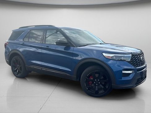 Certified 2020 Ford Explorer ST w/ ST Street Pack AWD/4WD image 2