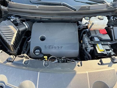 Used 2023 Chevrolet Traverse High Country w/ LPO, Floor Liner Package image 27