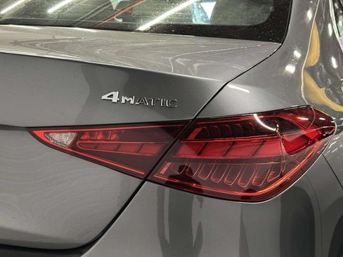 Used 2023 Mercedes-Benz C 300 4MATIC Sedan image 9