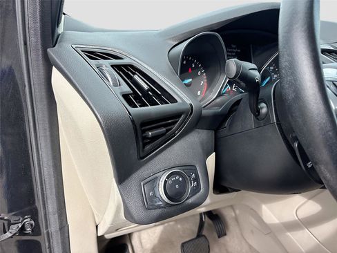 Used 2015 Ford Escape Titanium image 11