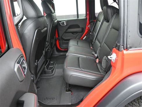 New 2025 Jeep Wrangler Unlimited Rubicon image 39