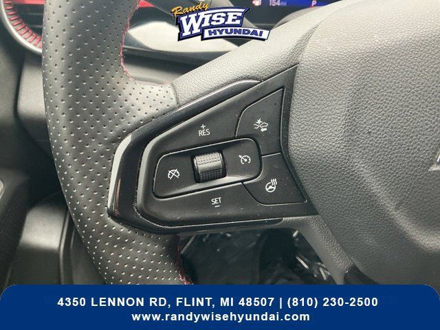 Used 2024 Chevrolet Trax RS FWD image 20