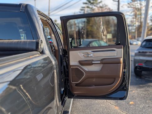 Used 2021 RAM 1500 Laramie image 46