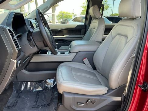 Used 2018 Ford Expedition Limited w/ Equipment Group 302A RWD image 13