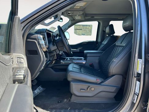 New 2025 Ford F350 Lariat w/ Lariat Ultimate Package image 15